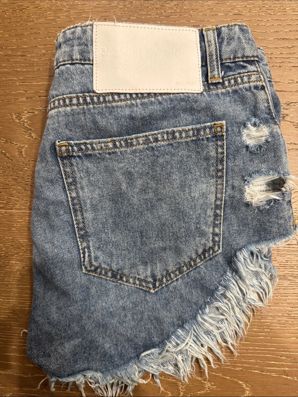 One Teaspoon Bonitas  Distressed Denim Cutoff Shorts Size 26